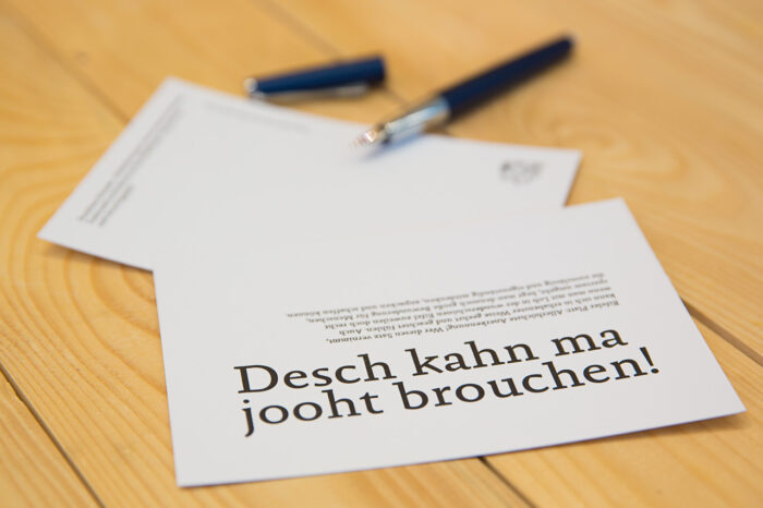 Desch kahn ma... | Fein eefler Koart op eefler Platt.